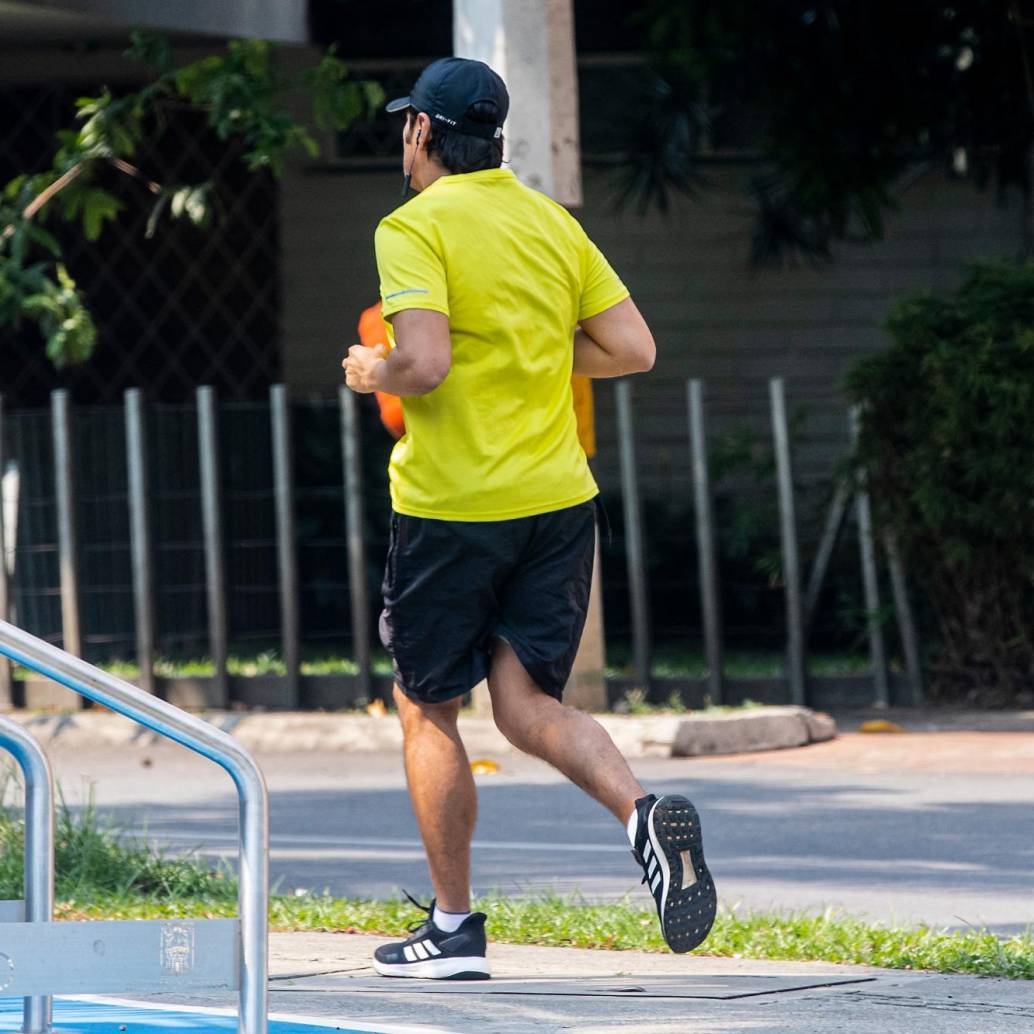 <p>Un estudio encontró que los deportistas de élite que corrieron una milla en menos de 4 minutos viven varios años más que la población general. </p><p>FOTO JAIME PÉREZ</p>