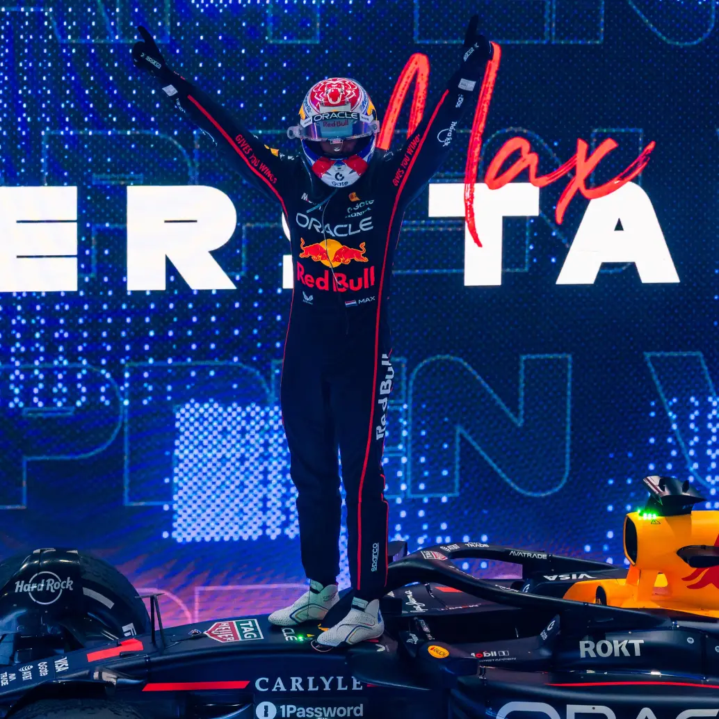 Verstappen enciende la Fórmula 1 con su triunfo en Catar y pone máxima presión a McLaren rumbo a Abu Dabi. FOTO: AFP