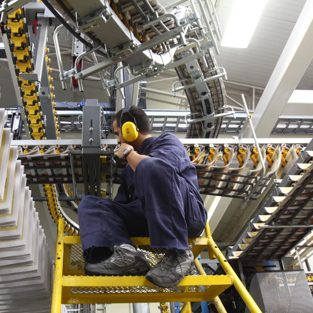 A partir de ese martes, Q’hubo le va a dar el doble de contenido. Pasará a tener 40 páginas todos los días. FOTO: Edwin Bustamante. Archivo El Colombiano