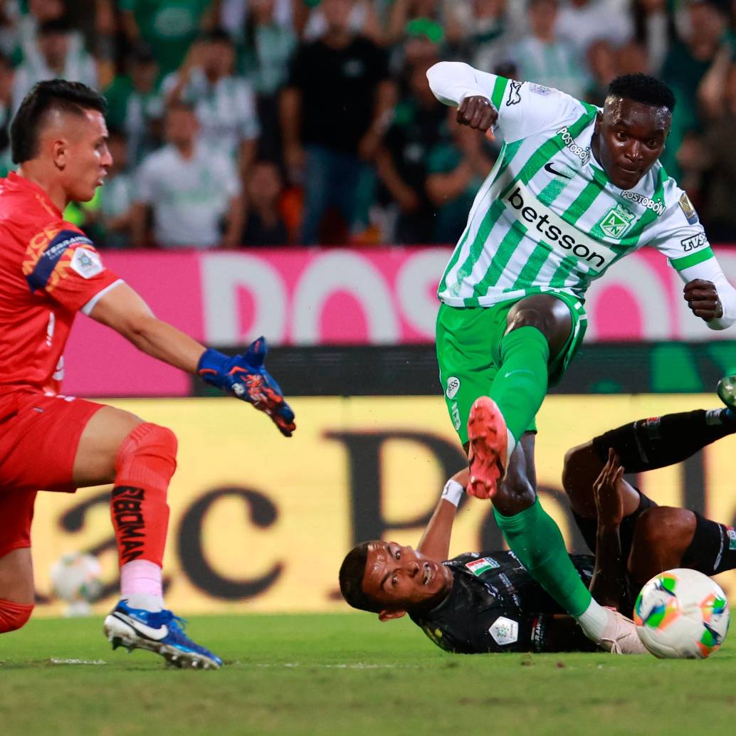 Kevin Viveros uno de los elegidos por Javier Gandolfi para la titular en el duelo ante Once Caldas. FOTO MANUEL SALDARRIAGA 