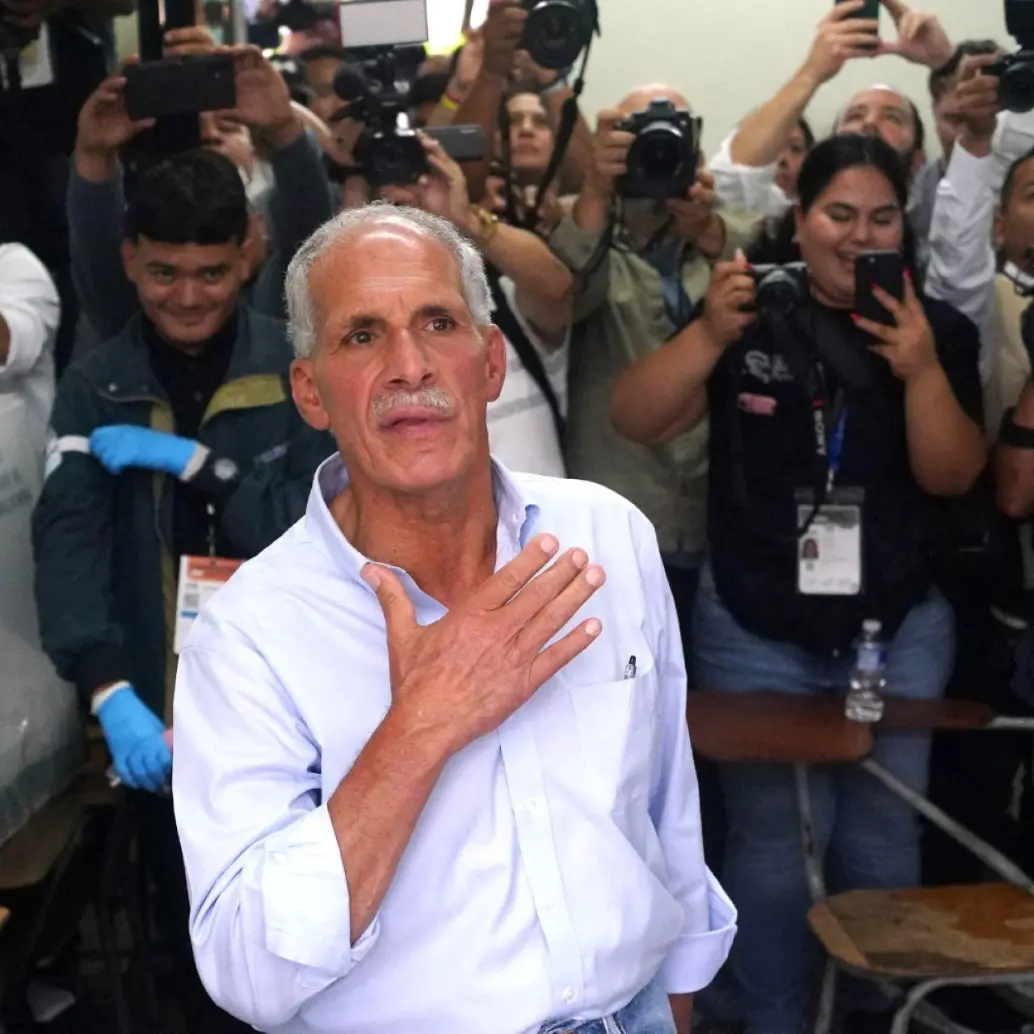 Nasry Asfura lidera con leve diferencia los comicios presidenciales en Honduras, un país ultradependiente de Estados Unidos. Foto: AFP 