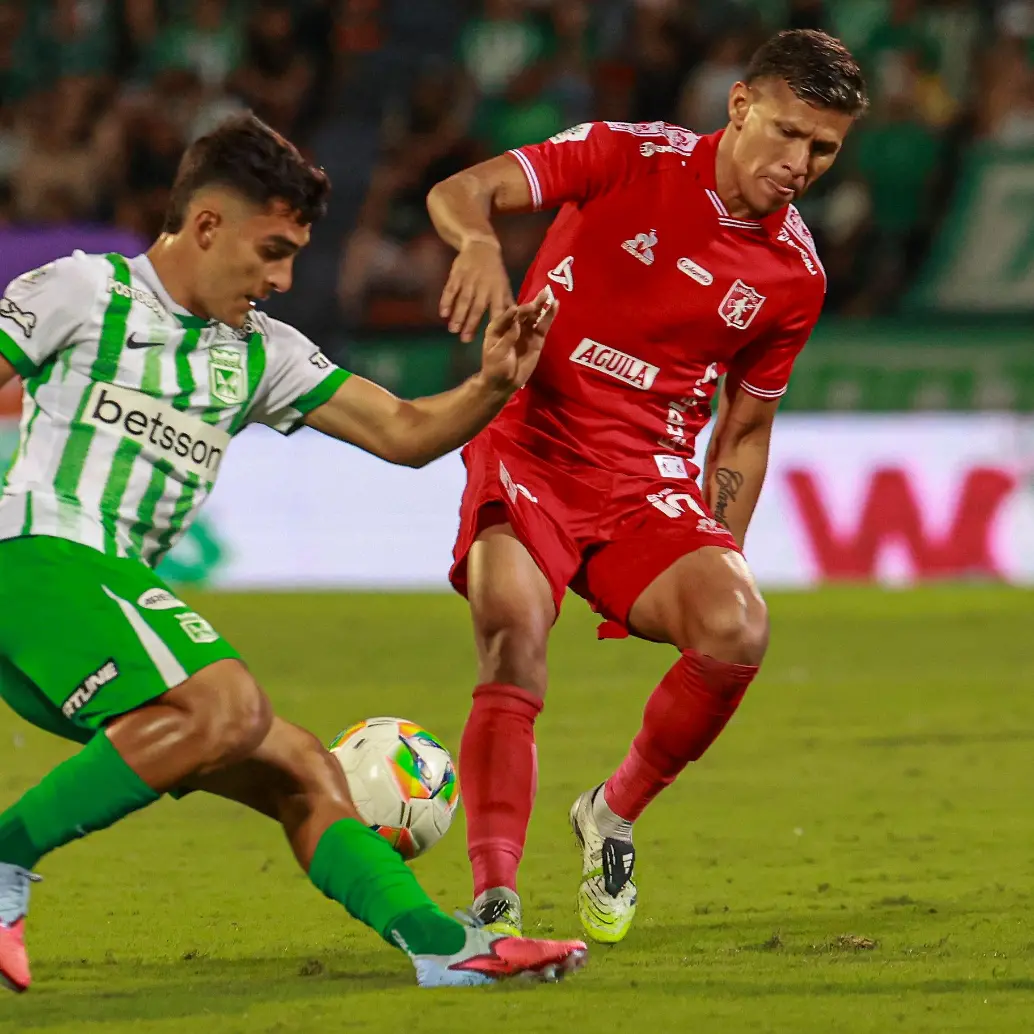 Juan Manuel Rengifo y Rafael Carrascal, titulares con Nacional y América, en su orden. Foto: Manuel Saldarriaga Quintero.