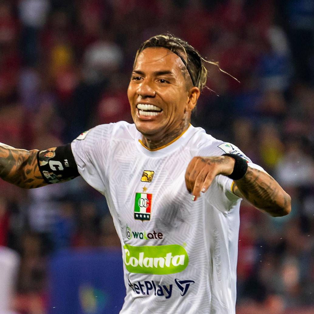 El delantero tolimense Dayro Moreno, de 39 años, es la gran figura del Once Caldas. Estuvo en la última victoria en Brasil, que fue hace 14 años. FOTO: EL COLOMBIANO