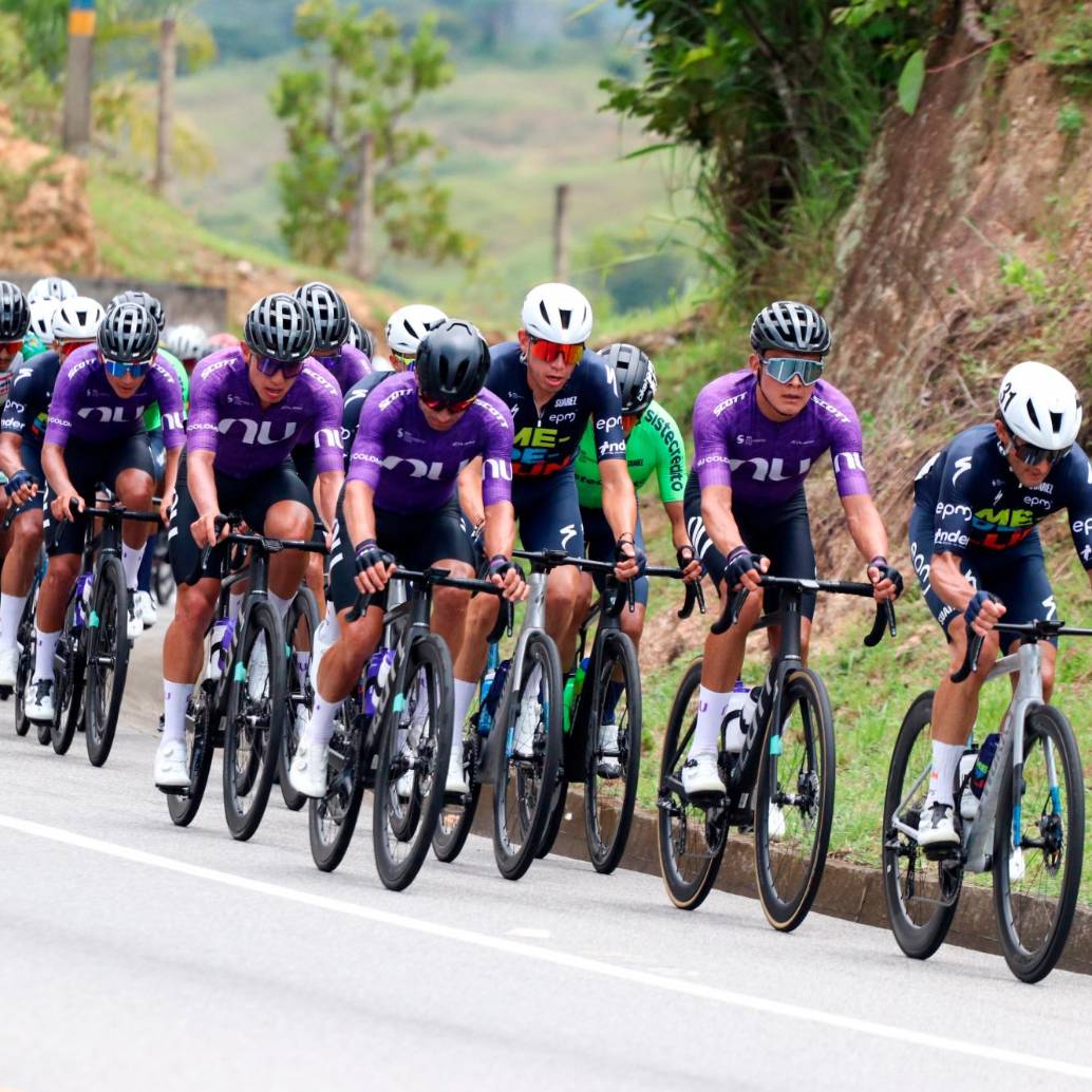 La Vuelta está siendo transmitida por televisión durante la última hora de cada etapa. Se espera que el certamen tome fuerza, como en años anteriores, y que los talentos tengan una mayor vitrina internacional. <span class="mln_uppercase_mln">FOTO</span><b><span class="mln_uppercase_mln"> CORTESÍA</span></b>