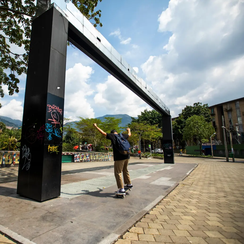 Así, apagada, ha lucido la pantalla de agua gran parte del tiempo desde que fue inaugurada. FOTO: CARLOS VELÁSQUEZ