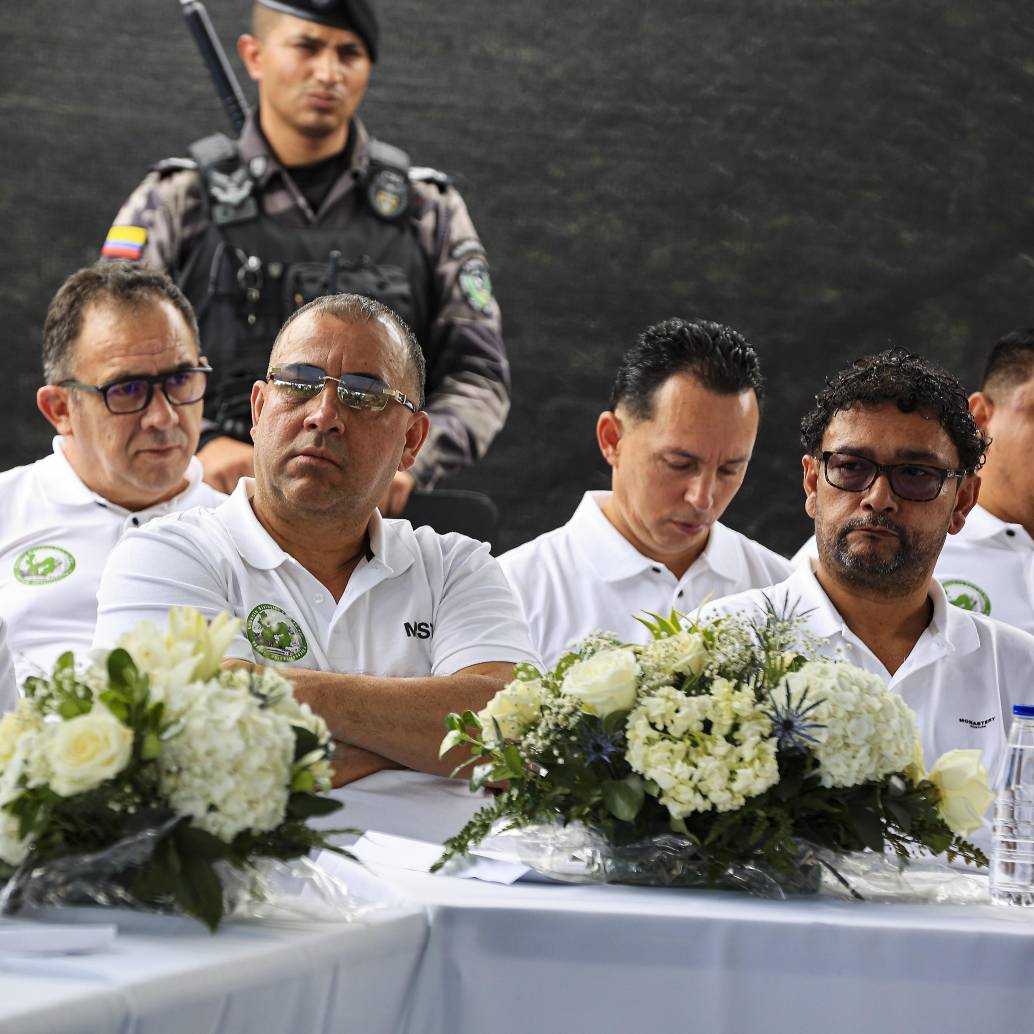 En la imagen, varios de los cabecillas que fueron incluidos en la resolución de la Fiscalía: Rodrigo Henao Acevedo, alias Perica; Juan Fernando Álvarez, alias Juan 23; Gustavo Pérez, alias El Montañero, y Andrés Dimaría o Edilberto Oliveros Correa, alias Mundo Malo. Foto: Manuel Saldarriaga Quintero.