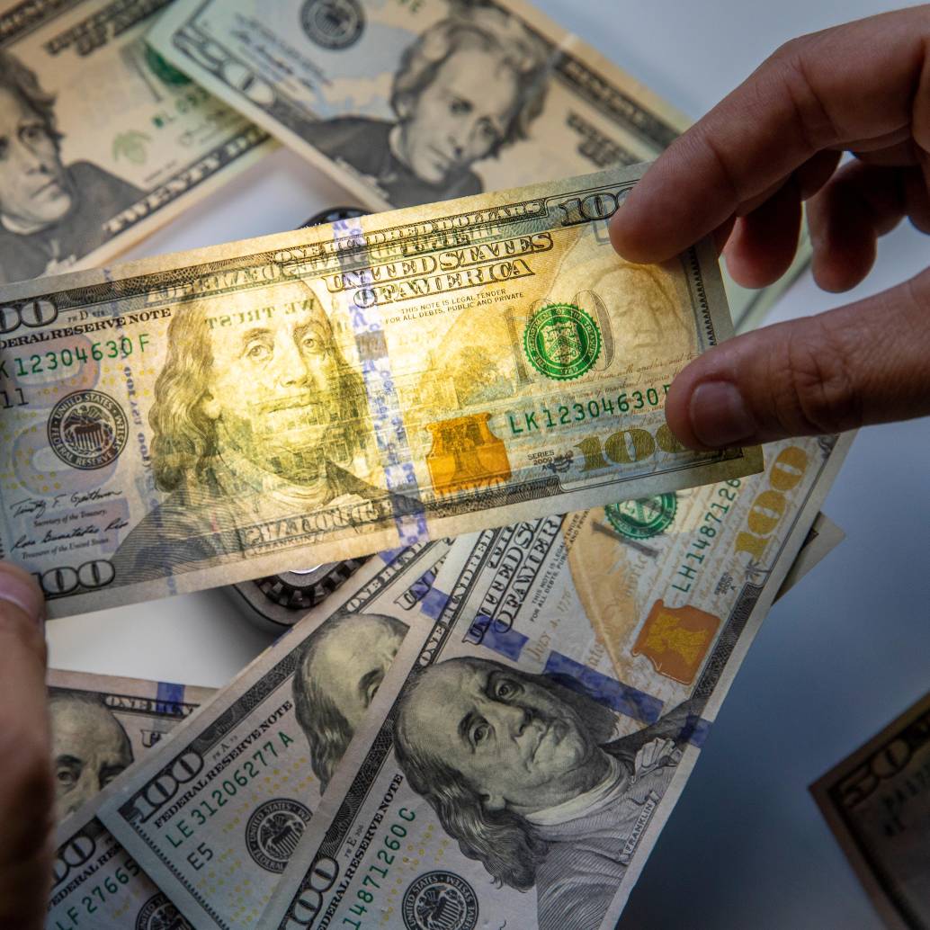La TRM del dólar está este viernes, 12 de septiembre, en $3.903,18. FOTO EL COLOMBIANO