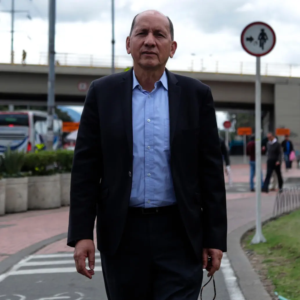 El general (r) Luis Mendieta fue uno de los policías que las Farc tomó como rehenes tras la toma violenta a Mitú en 1998. FOTO COLPRENSA 