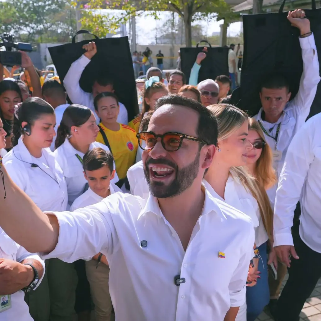 El Consejo Nacional Electoral mantiene en firme la candidatura de Abelardo de la Espriella. Foto: AFP