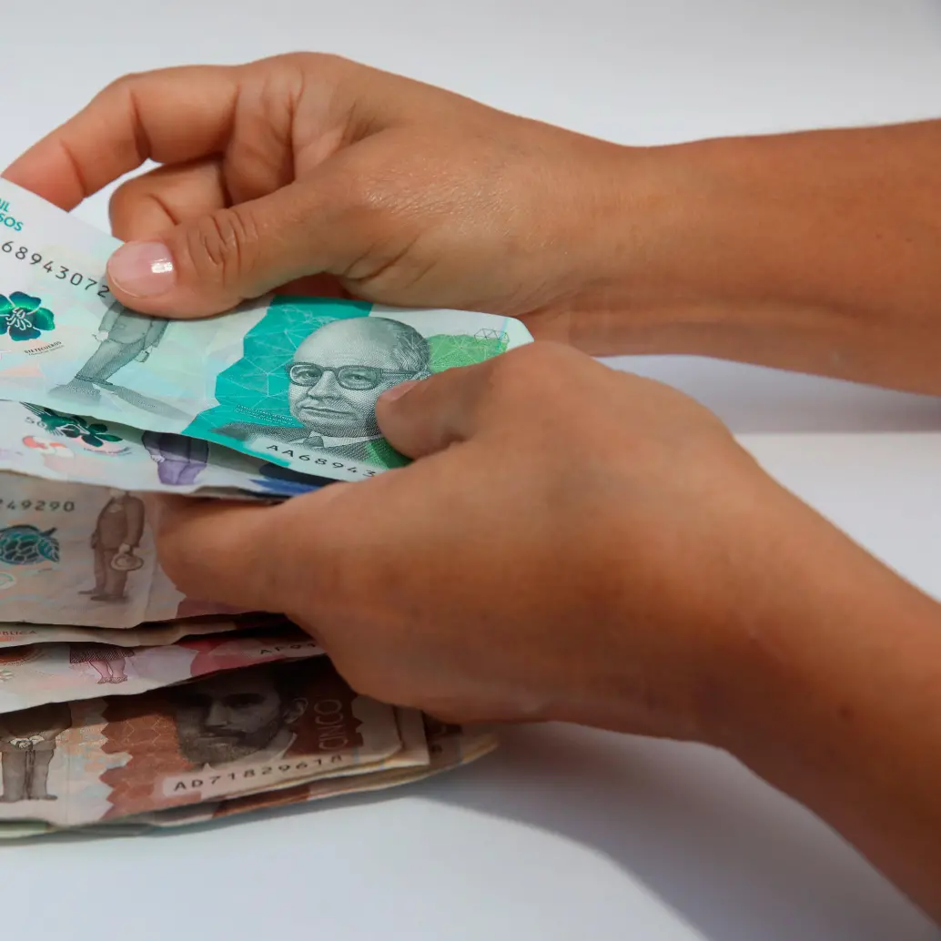 La iniciativa del MinHacienda causó polémica y generó voces de alerta por estimular el uso de efectivo. FOTO EL COLOMBIANO