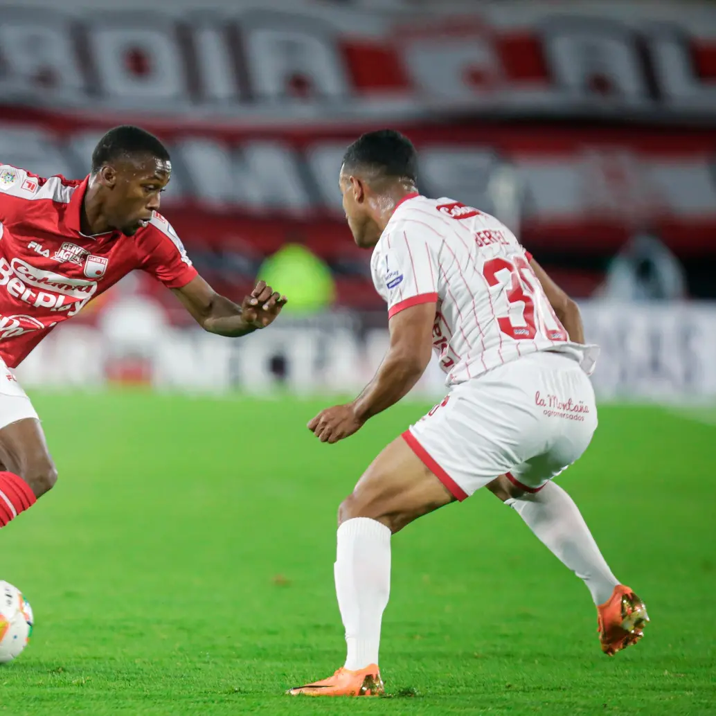 Santa Fe dejó al América en el camino tras golearlo en el estadio El Campín. FOTO COLPRENSA