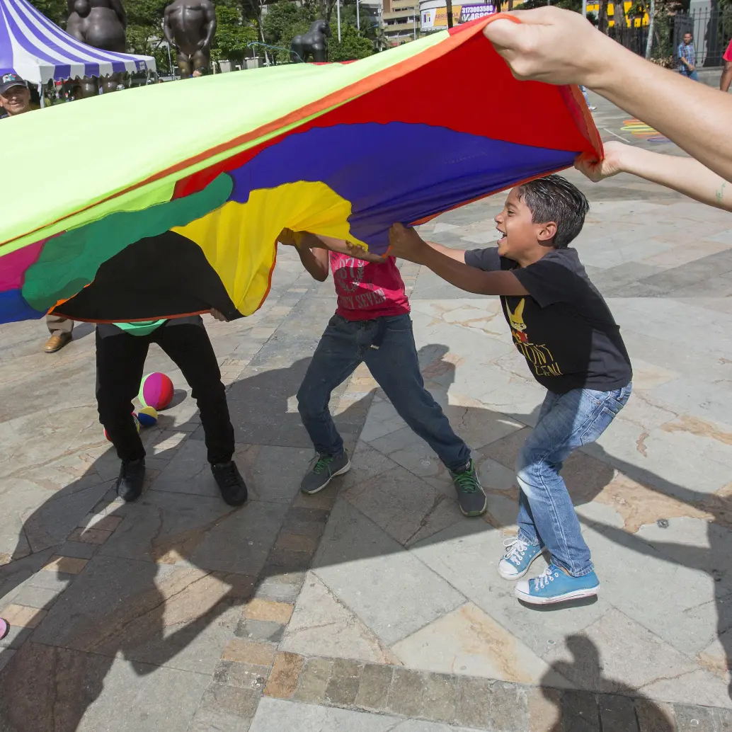 La red dedicada a garantizar los derechos de la infancia y la adolescencia alertó sobre las falencias de los planes de gobierno de los candidatos a la presidencia. Foto: Edwin Bustamante Restrepo