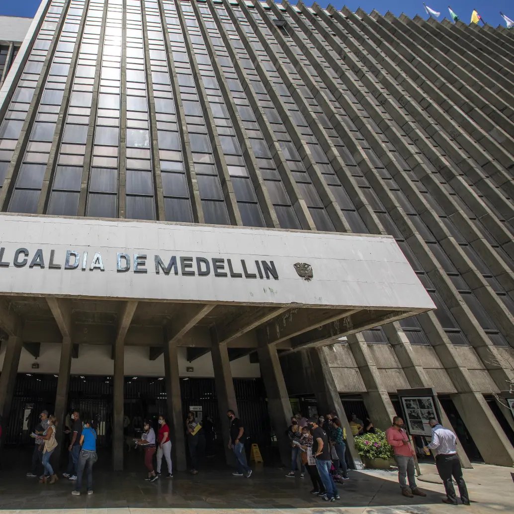El caso de acoso habría ocurrido al interior de la Secretaría de Hacienda de la Alcaldía de Medellín. FOTO: El Colombiano