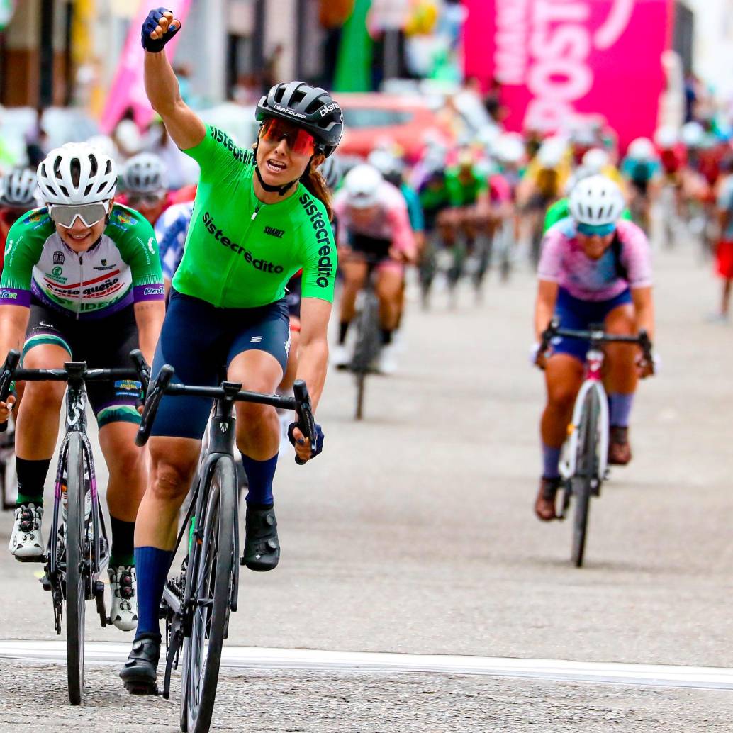 Diana Peñuela ha estado en cinco de las diez ediciones de la Vuelta a Colombia Femenina, en la cual es una de sus protagonistas. FOTO CORTESÍA @ciclismoenlinea
