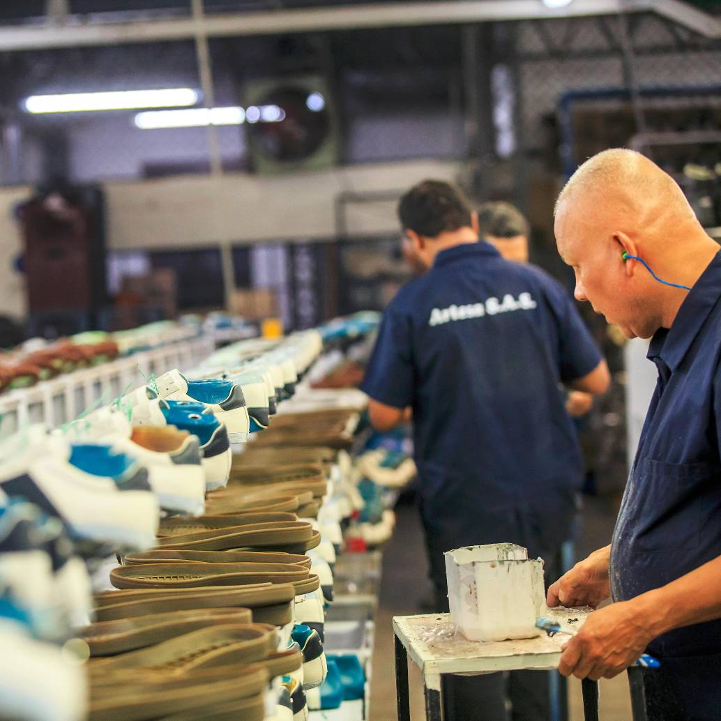 El recargo nocturno a partir de las 7 de la noche entrará en vigencia este 25 de diciembre. FOTO: ANDRÉS CAMILO SUÁREZ. 