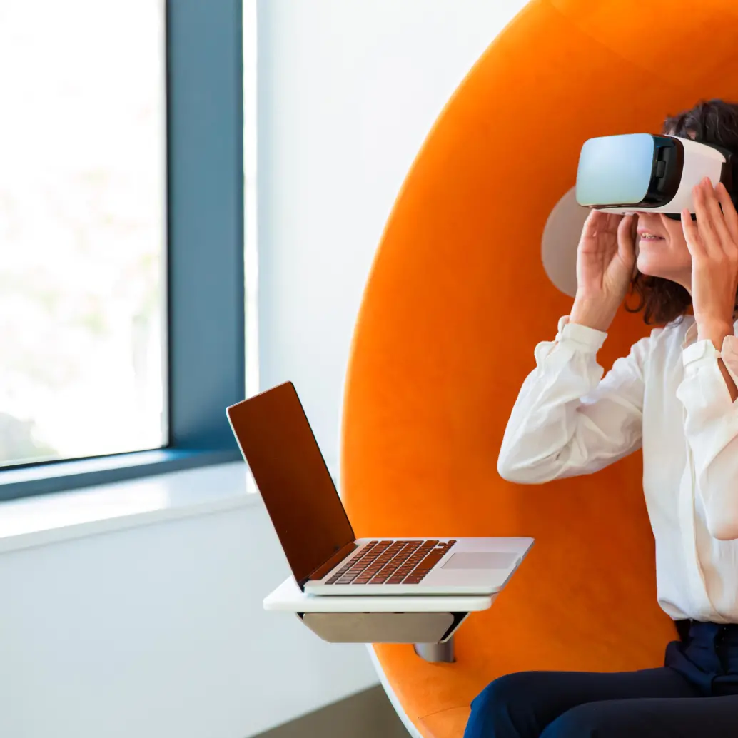 El 58% de los trabajadores colombianos considera tener un conocimiento básico en IA. FOTO suministrada por WeWork