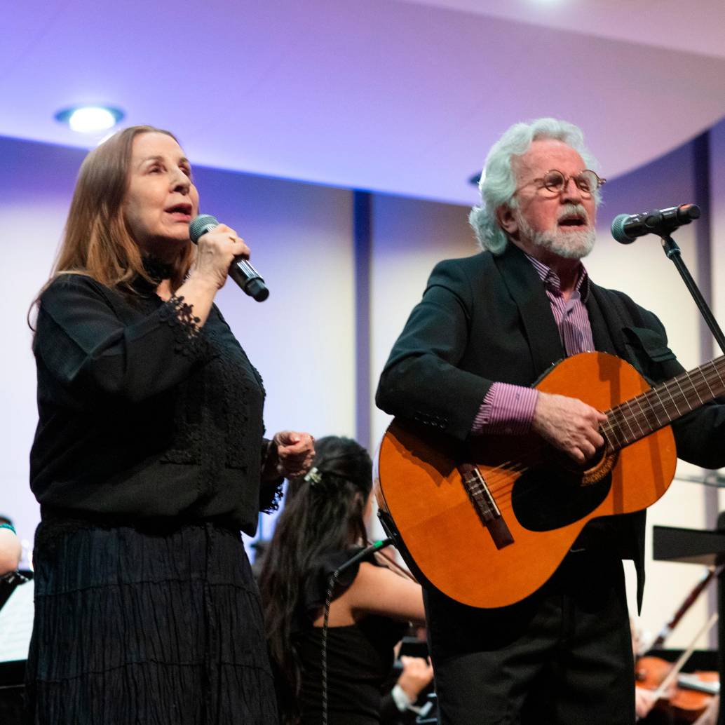 Ana y Jaime Valencia conformaron uno de los grupos más conocidos de la canción social en Colombia. Aunque llevan varios años sin sacar nueva música, suelen presentarse en conciertos colectivos. FOTO cortesía carlos lema