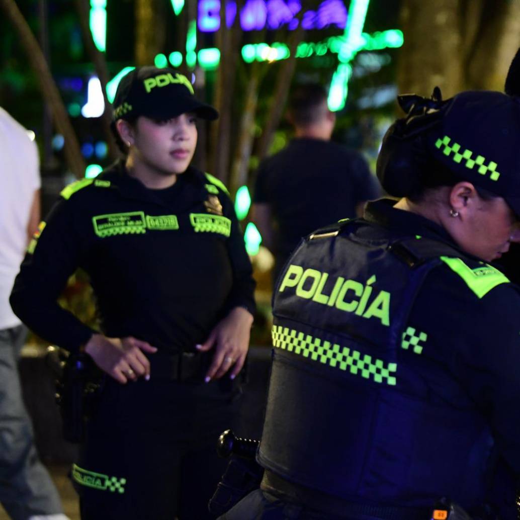 Durante las festividades navideñas más de 1.400 uniformados se desplegaron en el Valle de Aburrá para garantizar la seguridad. Además se incautó en el mes de diciembre un total de 2,5 toneladas de pólvora. FOTO: Cortesía Policía Metropolitana del Valle de Aburrá