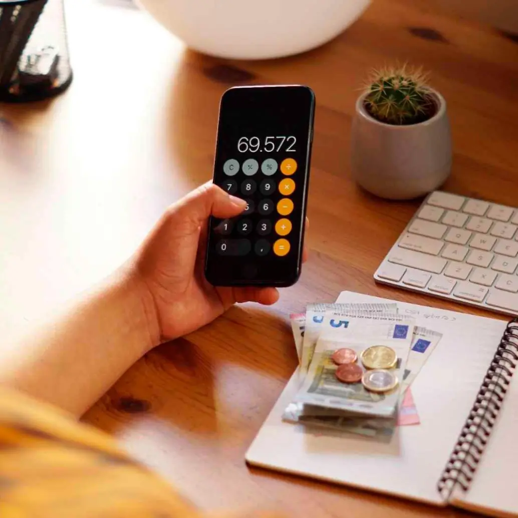 Expertos recomiendan priorizar el pago de deudas antes de pensar en inversiones o gastos decembrinos. FOTO: CORTESÍA