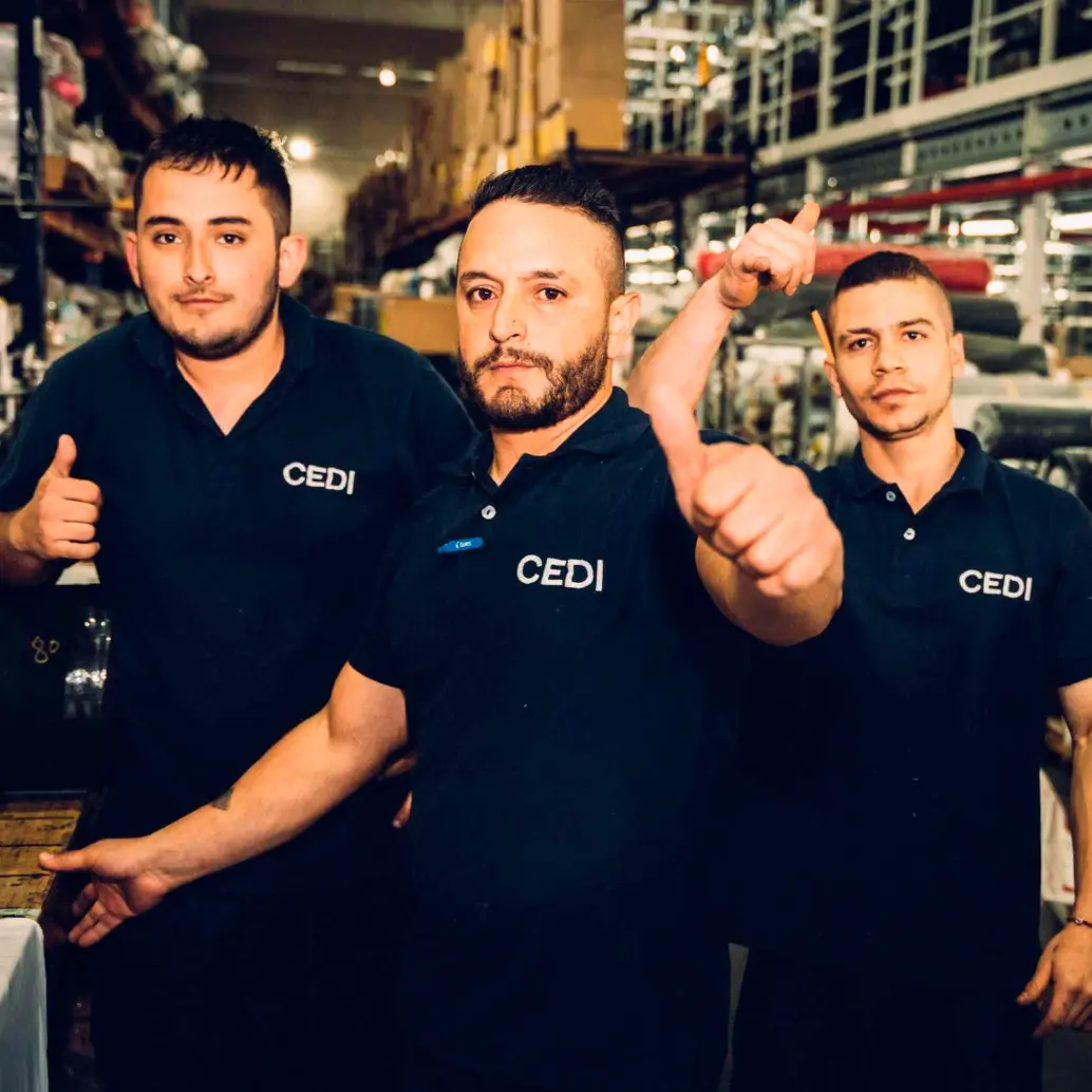 Estudio de Moda S. A. S., presente en más de 20 ciudades de Colombia con marcas como Pilatos, Diesel y Kipling, ofrece vacantes en sectores de servicio al cliente, administración y mercadeo. FOTO: CORTESÍA