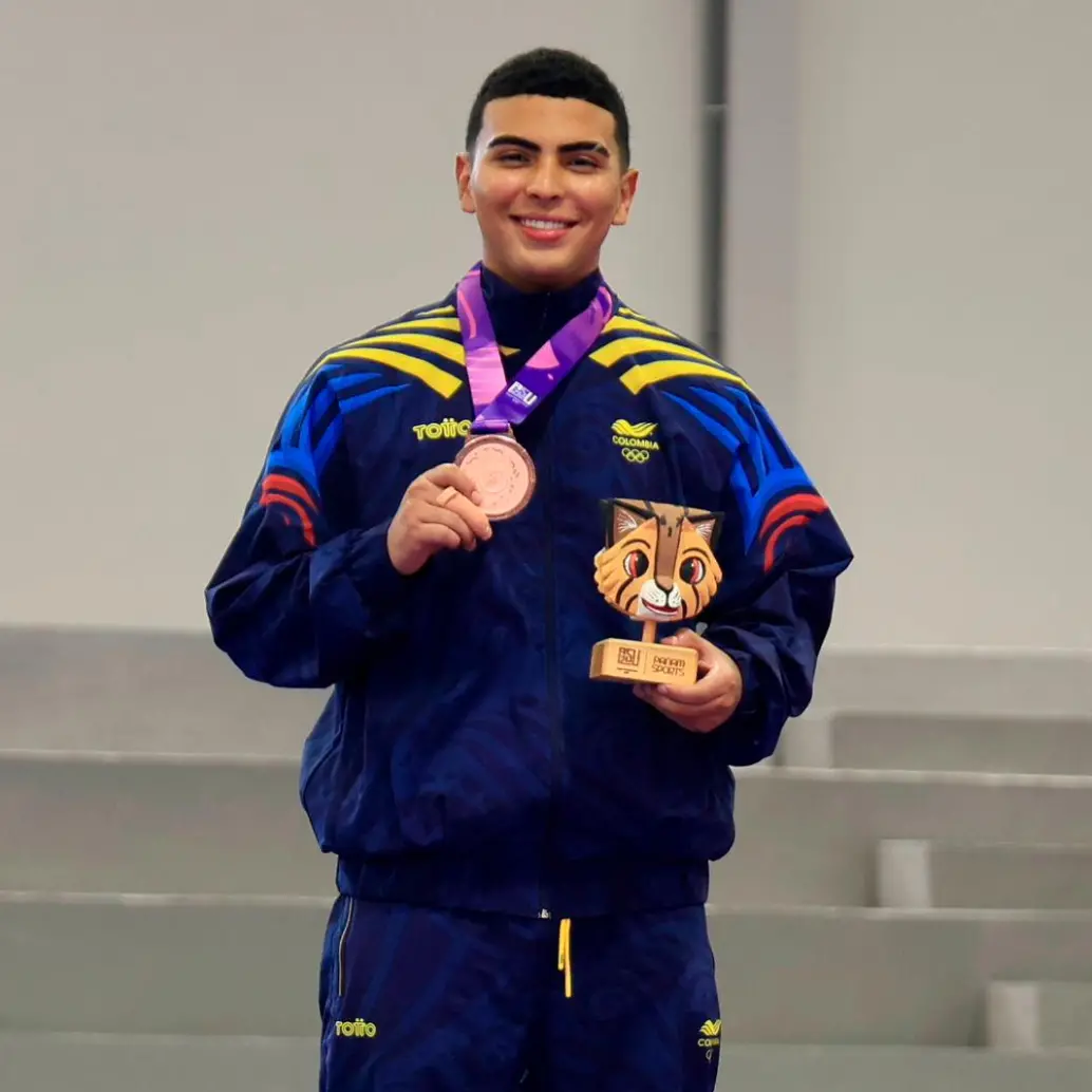 Nicolás Gamboa ocupó el tercer lugar en +84 kg del karate. Foto: Tomada de redes @OlimpicoCol