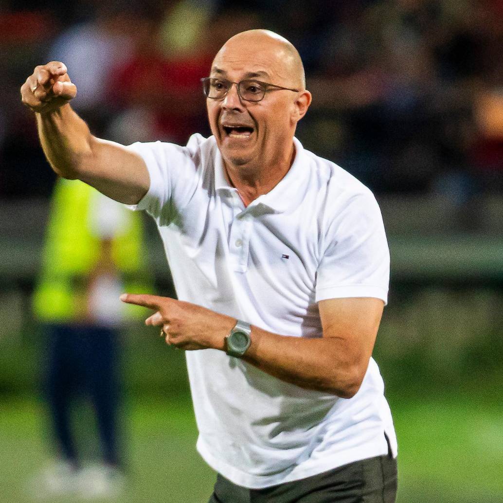 El entrenador uruguayo Alfredo Arias, de 66 años, es el técnico con el mejor rendimiento en el inicio del torneo Clausura. FOTO: EL COLOMBIANO
