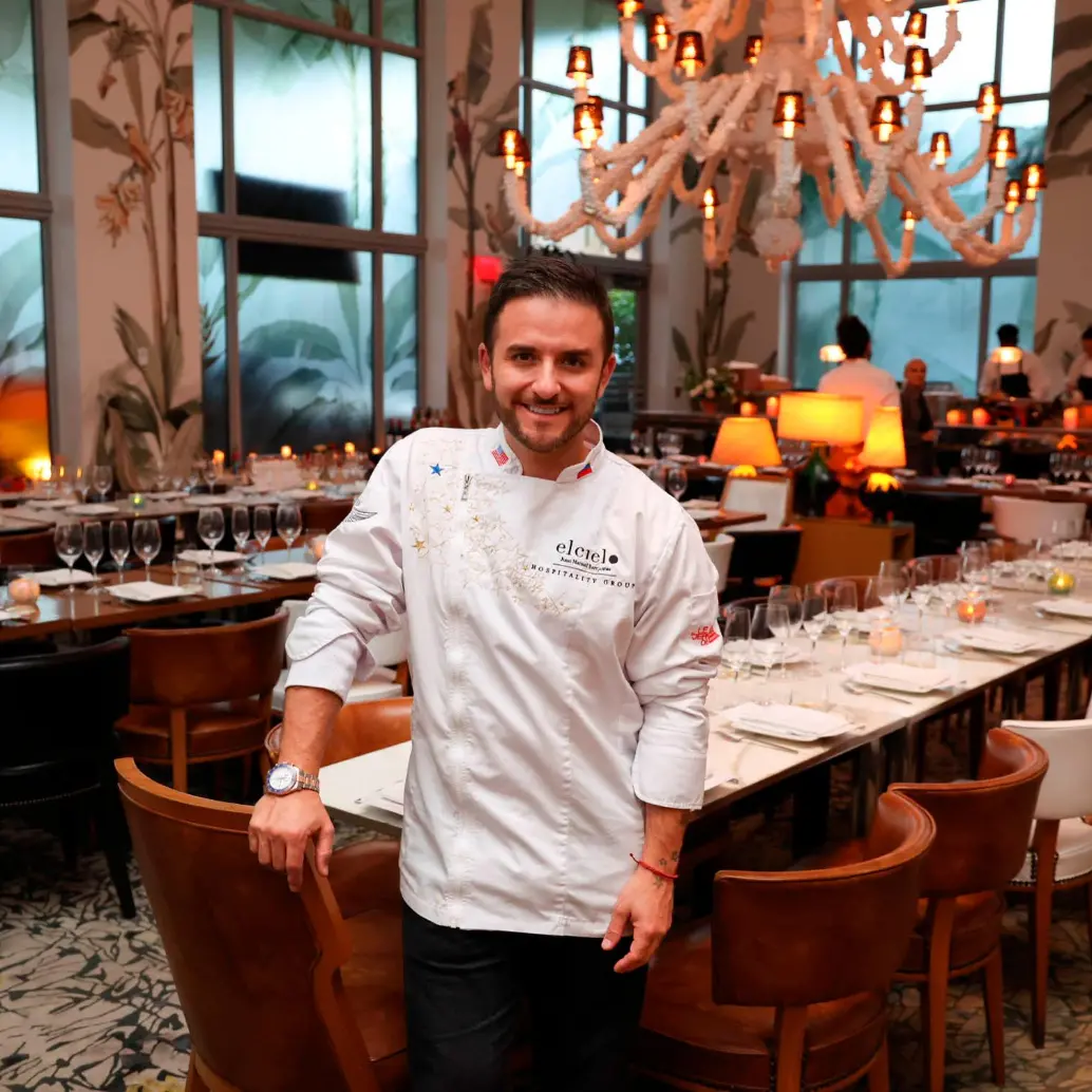 JuanMa Barrientos en Elcielo Washington D.C., el restaurante con el que volvió a obtener una Estrella Michelin en 2025. FOTO Colprensa
