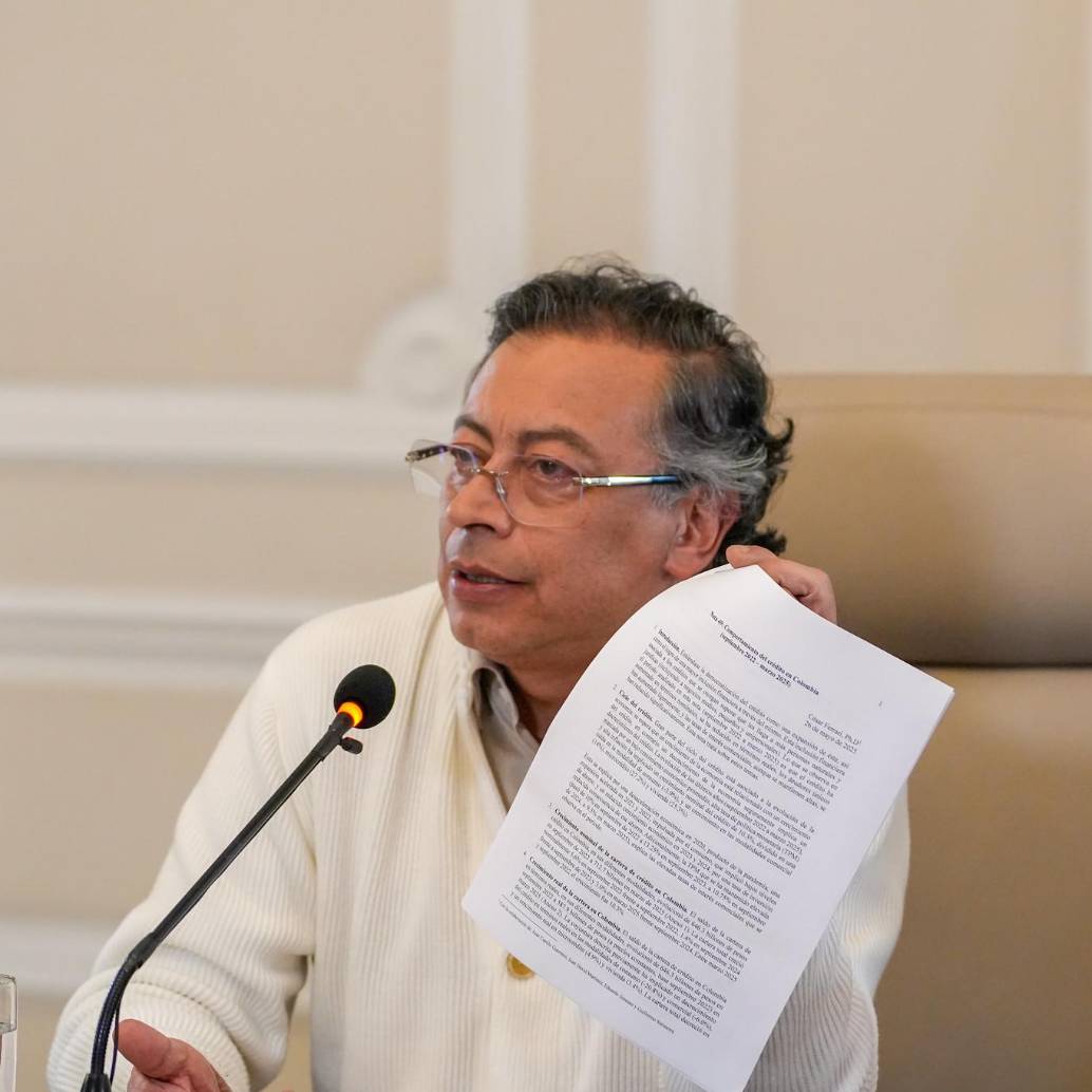 Se había hablado que se decretaría el 12, pero fuentes del Gobierno señalan que sería antes “si las asesorías salen bien”. FOTO: Presidencia