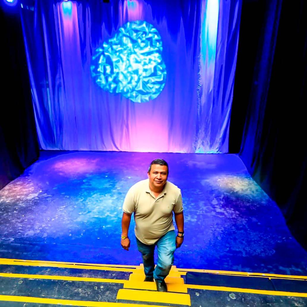 John Edward Foronda, director de la Corporación Cultural Altavista, mantiene vivo el legado de Jairo Alberto Valencia. FOTO<b><span class="mln_uppercase_mln"> Julio Herrera</span></b>