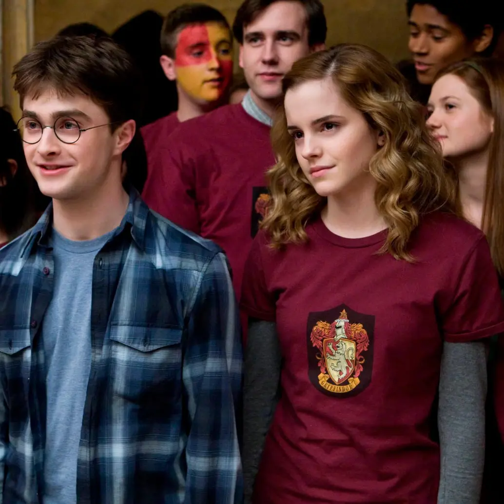 Daniel Radcliffe y Emma Stone interpretaron a Harry y Hermione en la saga de películas. FOTO Cortesía Warner