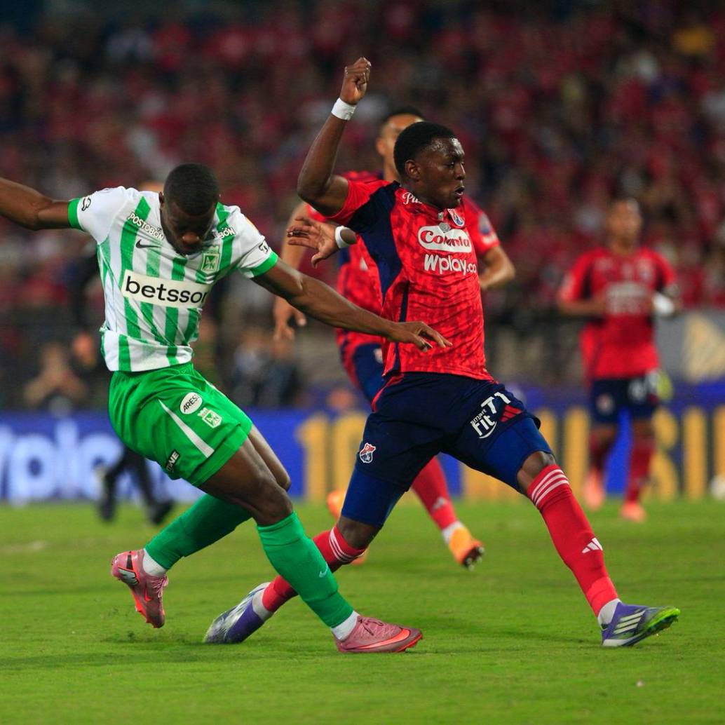 Nacional, que viene de ganar la Copa BetPlay ante DIM con gol de Andrés Román, jugará el próximo año la Sudamericana; el Poderoso estará en la Libertadores. FOTO CAMILO SUÁREZ