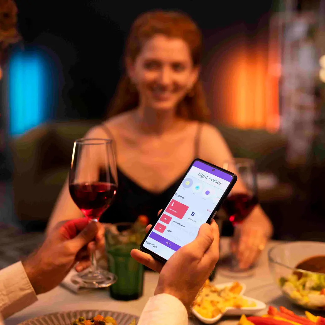 Las apps de citas se suman al ecosistema de suscripciones que crece en Colombia. FOTO: FREEPIK