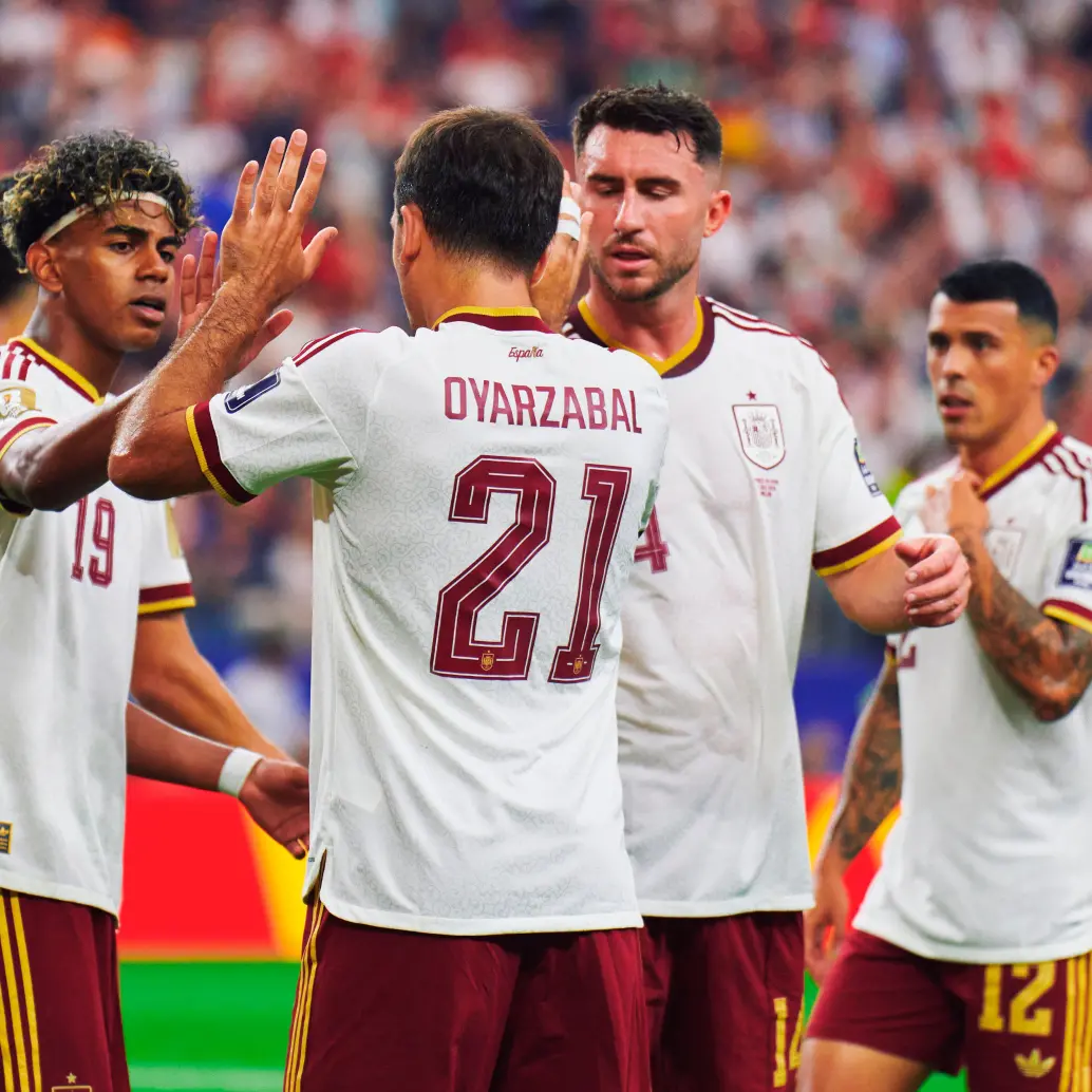 El futbolista vasco Mikel Oryazabal anotó el primer gol del equipo ibérico en la semifinal del Mundial. Foto: tomada del x de la Selección de España 