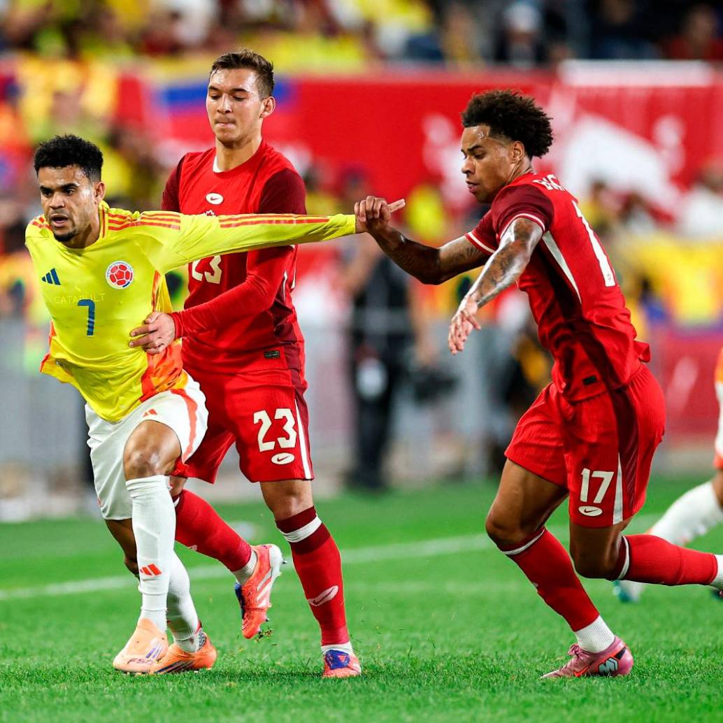 Luis Díaz fue el capitán de la Selección Colombia al inicio del partido contra los canadienses en Nueva Jersey. Foto: AFP