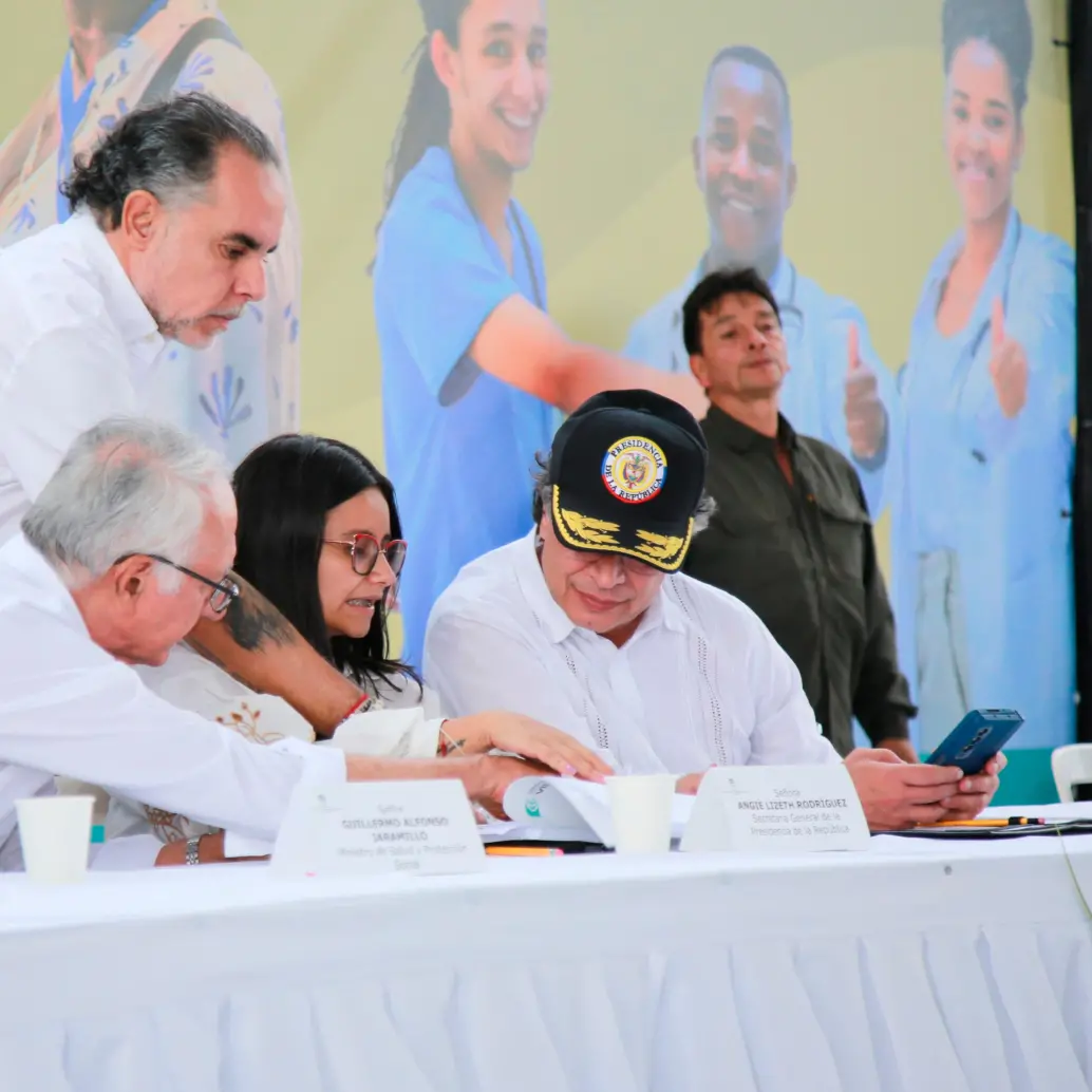 Benedetti sostuvo que luego que el Senado se pronuncie, el presidente tiene tres meses para hacer la convocatoria a la consulta. FOTO: MININTERIOR