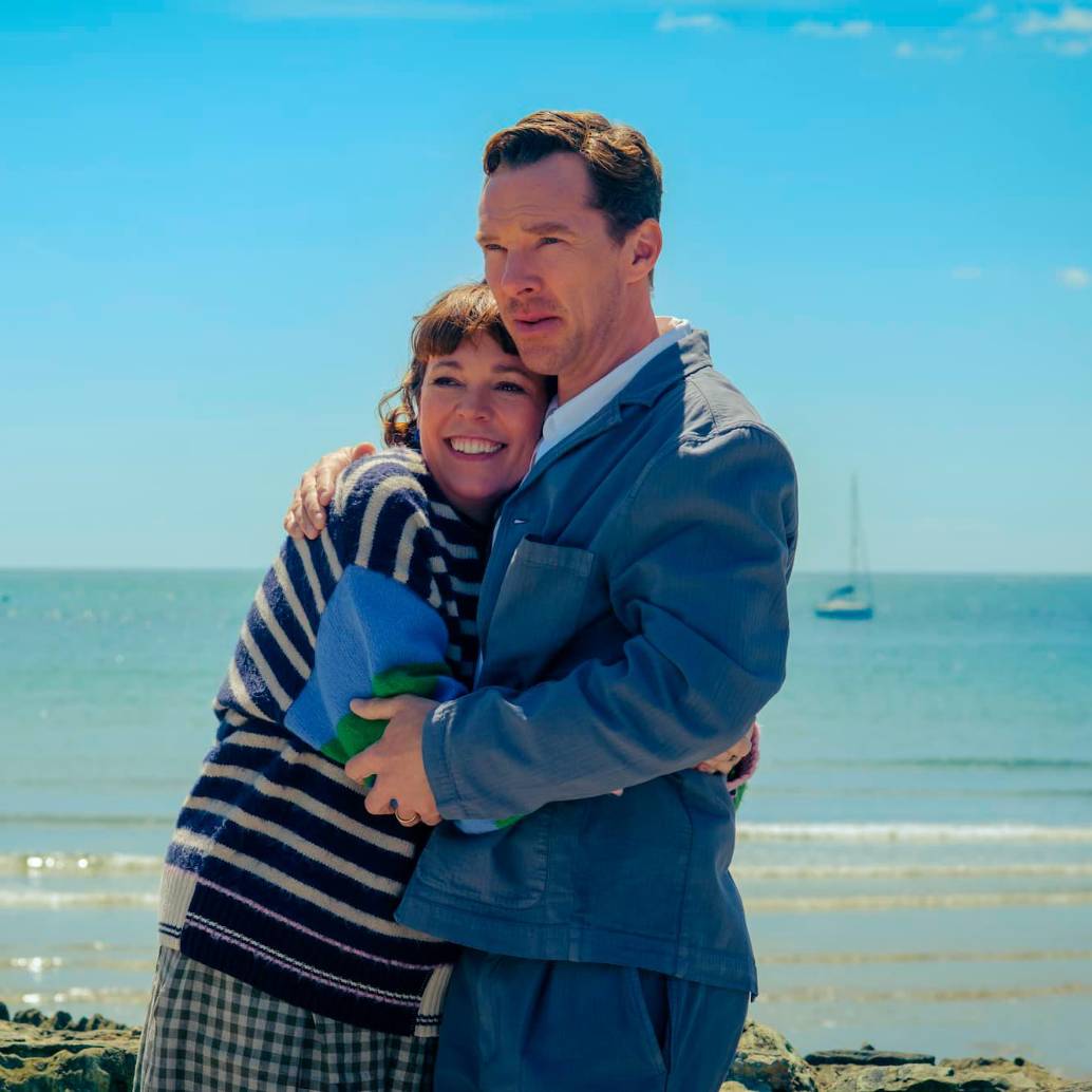 Olivia Colman y Benedict Cumberbatch protagonizan <i>Los Roses</i>. FOTO Cortesía Searchlight Pictures