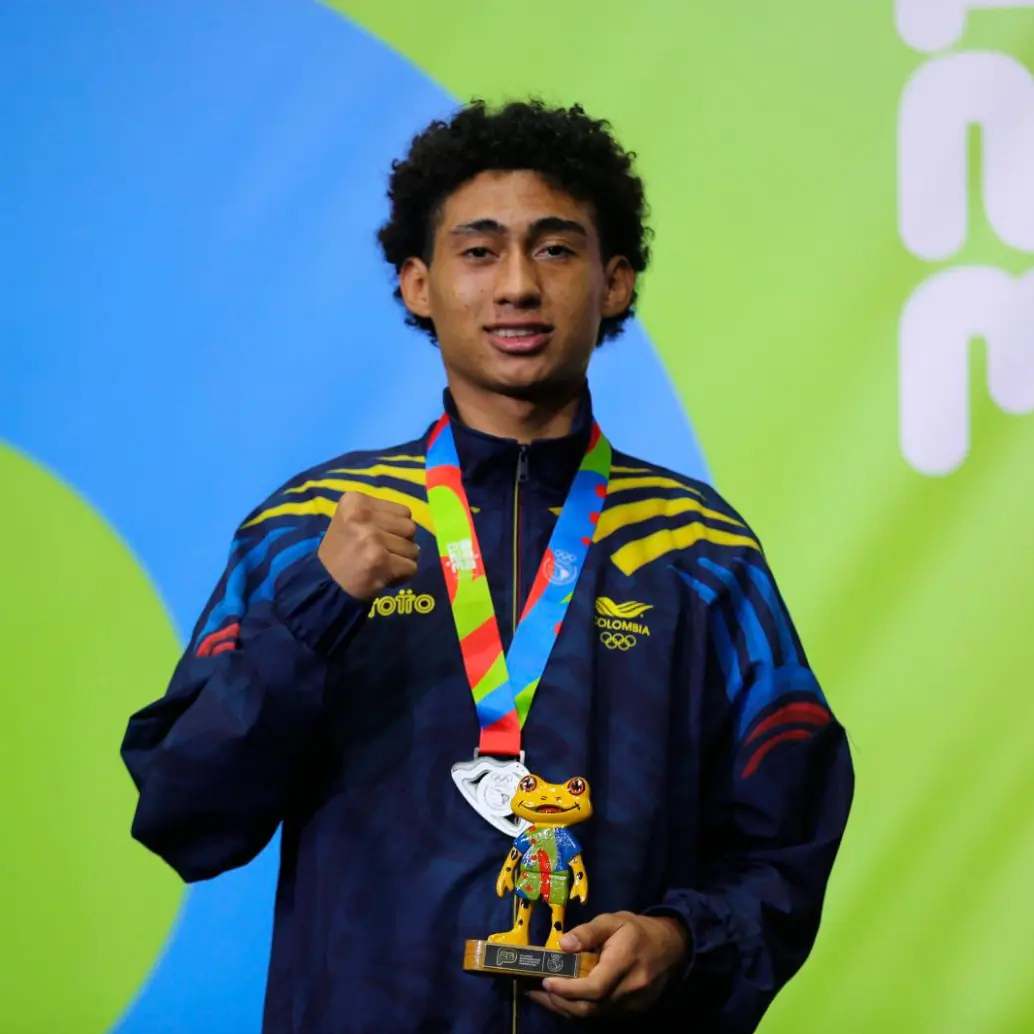 Izzon “El Rayo” Galea es uno de las promesas del boxeo colombiano. FOTO: <b>COI</b>