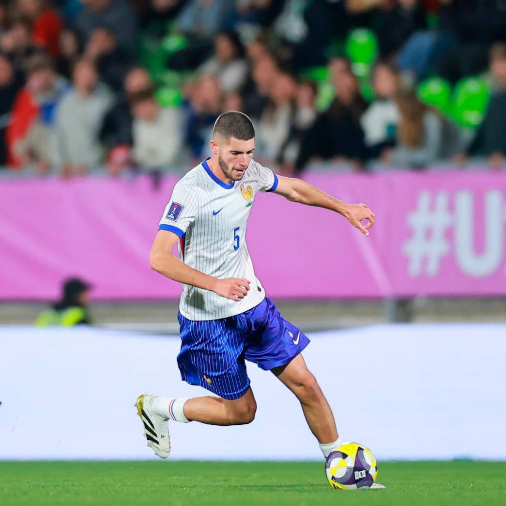 El defensa francés Elyaz Zidane es una de las figuras del elenco francés. FOTO: GETTY