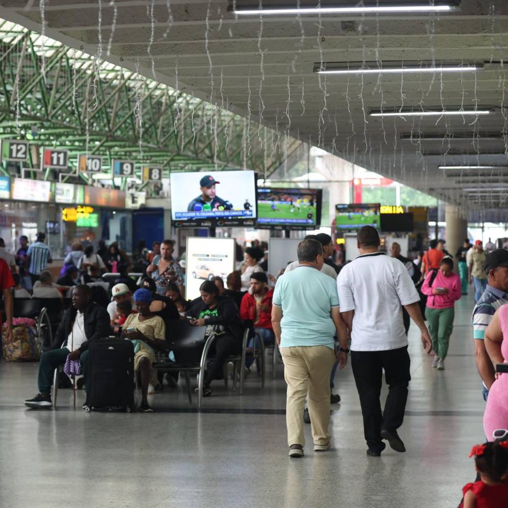 La Alcaldía de Medellín mantiene activa la articulación del Puesto de Mando Unificado (PMU), con el objetivo de proteger a los usuarios, prevenir el pregoneo y garantizar. FOTO: Alcaldía de Medellín