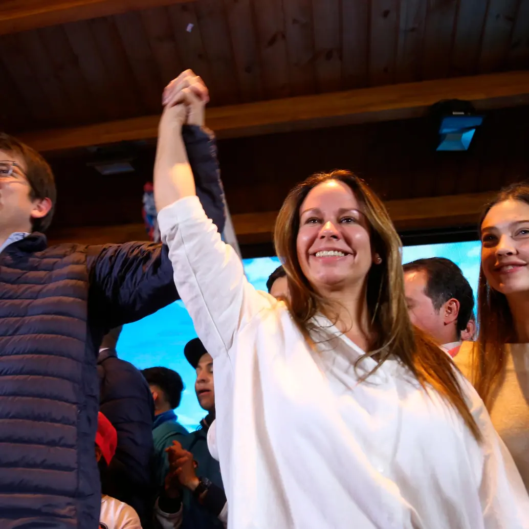 Miguel Uribe Turbay y su esposa, María Claudia Tarazona, durante la campaña a las elecciones legislativas de 2022. FOTO: Colprensa