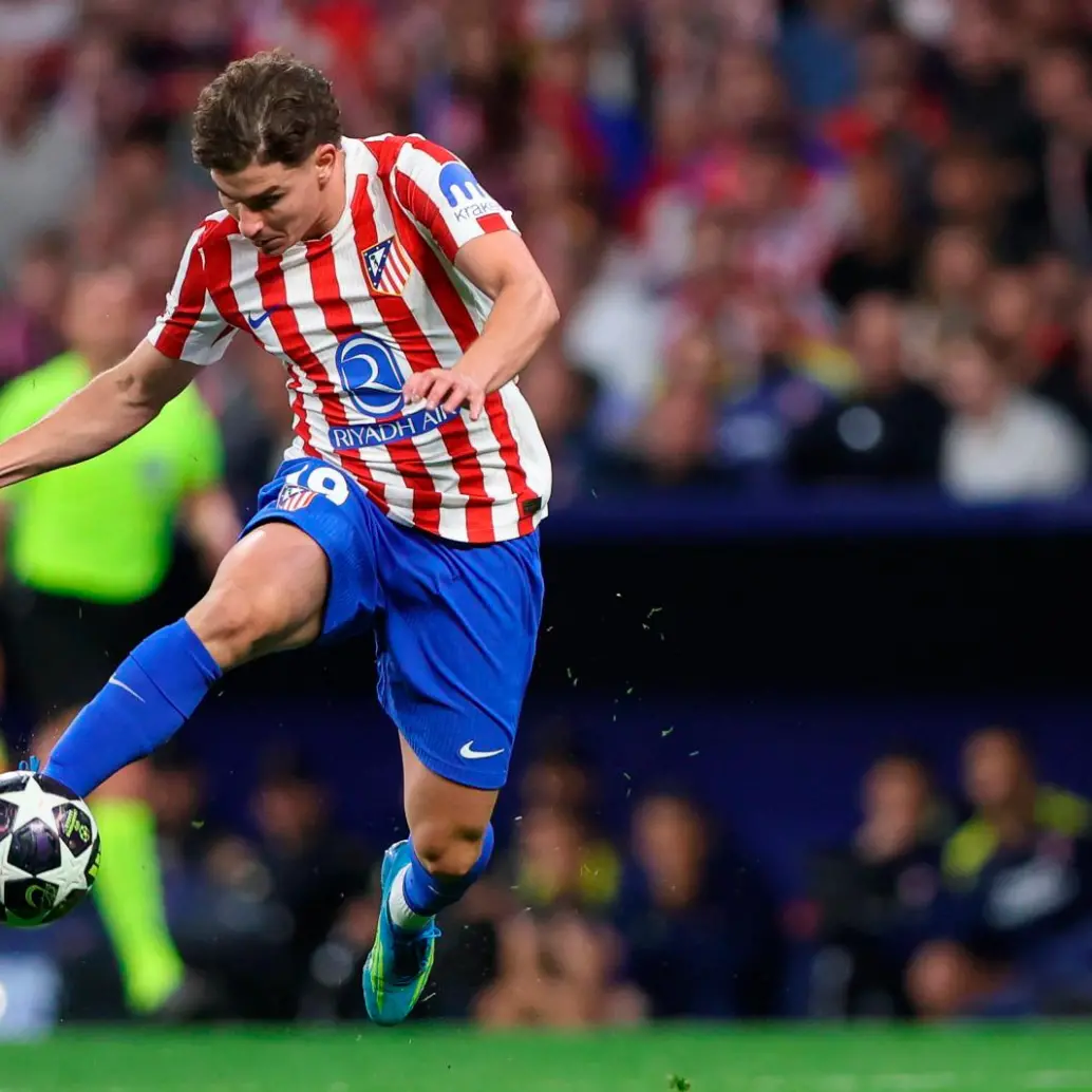Julián Álvarez marcó 20 goles y dio 9 asistencias en lo que va de temporada 2025/26 con el Atlético de Madrid. FOTO: <b>GETTY</b>