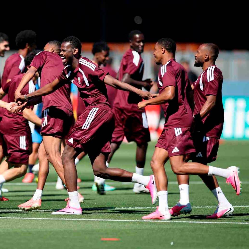 Catar debuta en el Mundial de Norteamérica ante Suiza, que es la favorita del Grupo B. Los cataríes llegan a su segunda cita mundialista tras ser anfitriones hace cuatro años. FOTO Getty