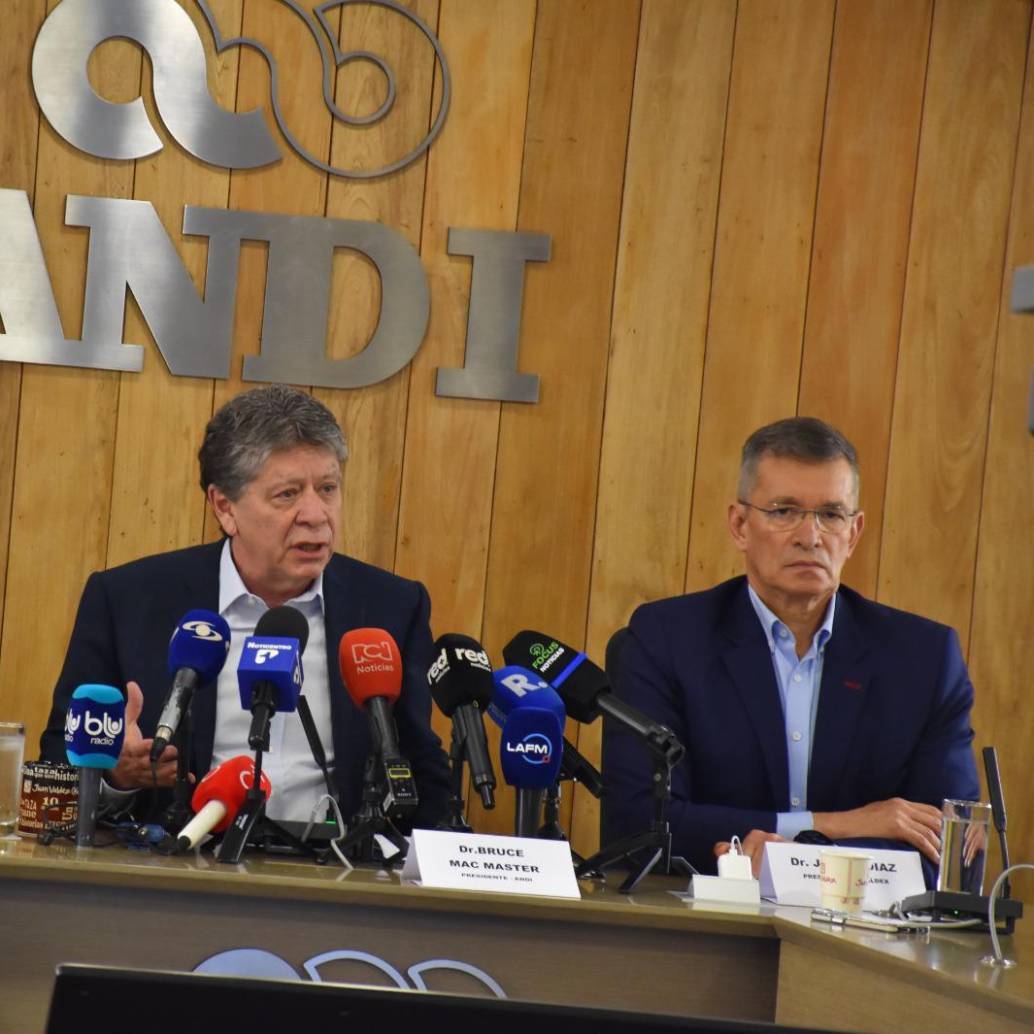 Rueda de prensa conjunta entre la Andi y el Comité Empresarial Ecuatoriano para presentar postura frente a las recientes medidas comerciales adoptadas entre los gobiernos de Colombia y Ecuador. Foto: Cortesía