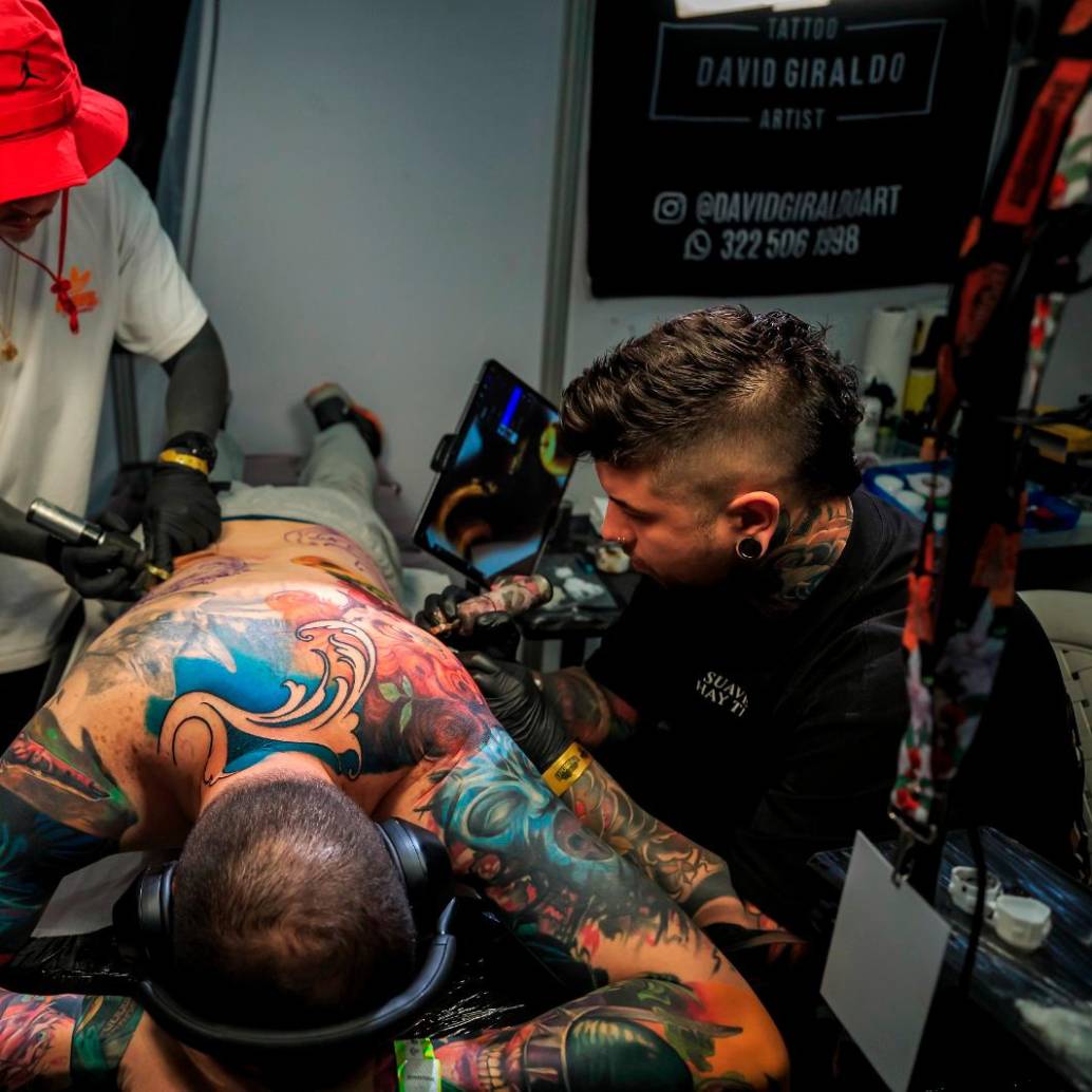 47 de cada 100 jóvenes en Colombia tienen al menos un tatuaje. FOTO EL COLOMBIANO. 