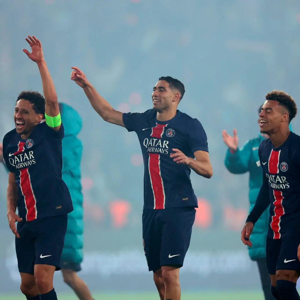 Festejos de los jugadores del PSG luego de la clasificación a la final de la Champions League. FOTO: GETTY
