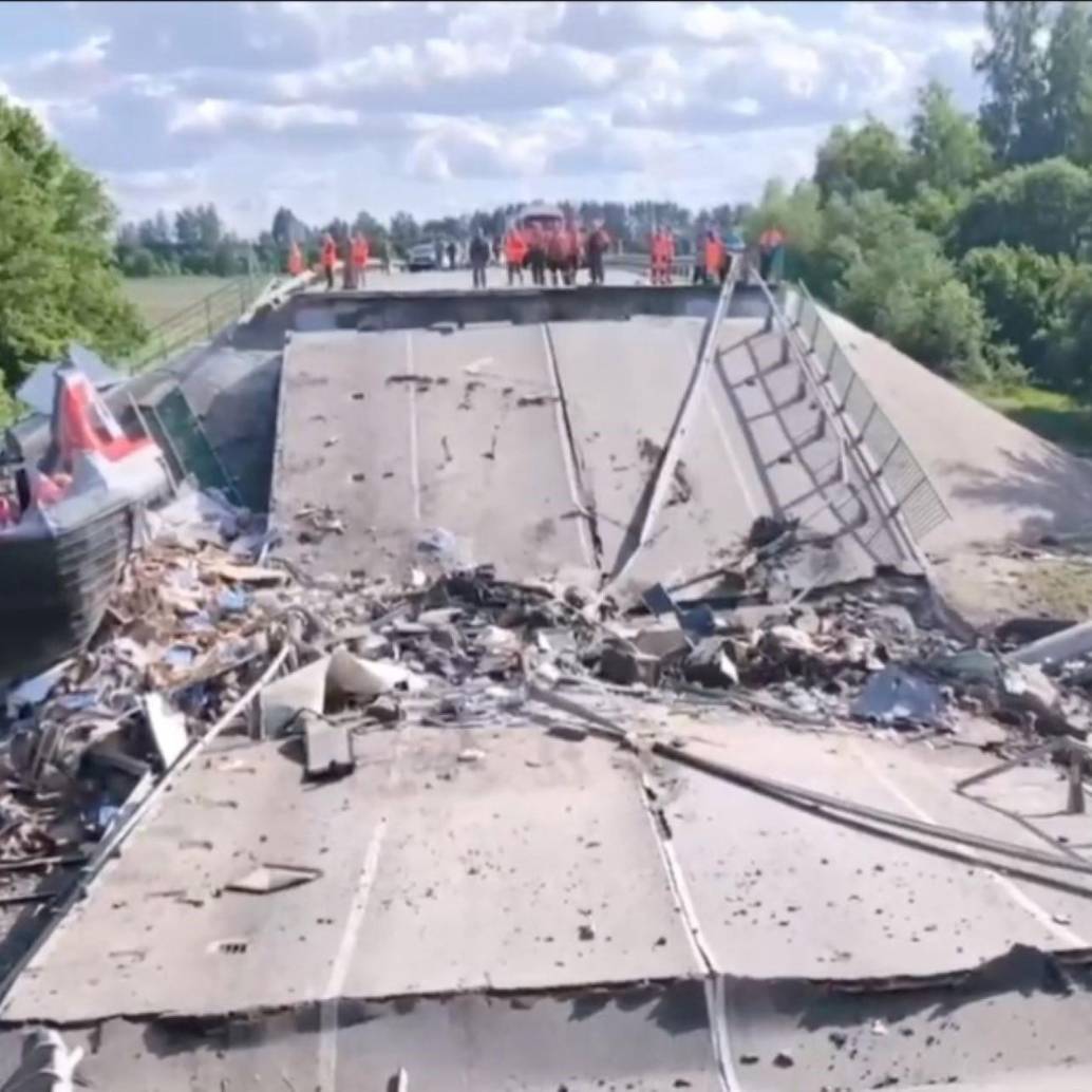 Rusia amaneció con puentes destruidos y otros daños que se estiman en 7.000 millones de dólares. Foto: Getty Images