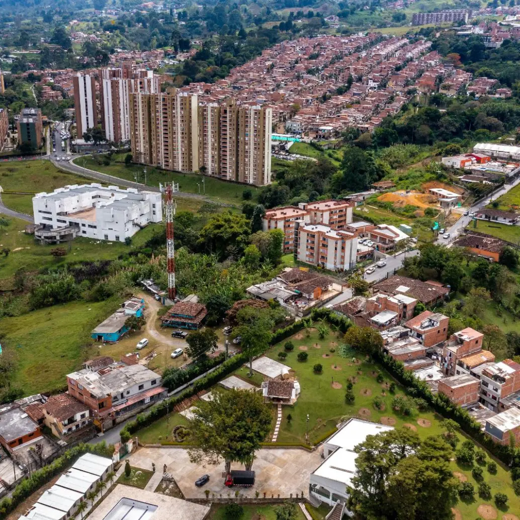 La nueva política de vivienda pretende beneficiar a más de 571.000 familias en los 125 municipios de Antioquia. FOTO ARCHIVO EL COLOMBIANO.