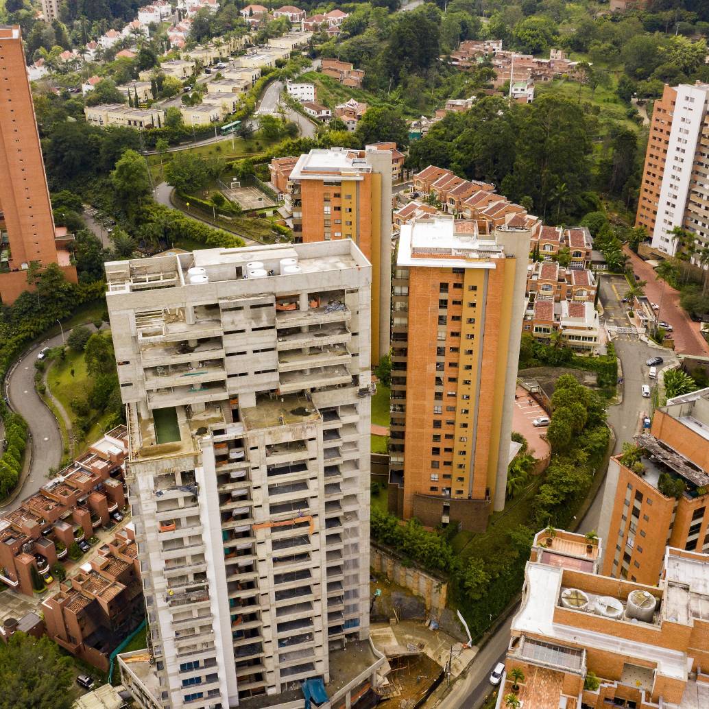 Hay otras ayudas económicas en materia de vivienda que se mantienen y que están a cargo de alcaldías, gobernaciones y cajas de compensación. Foto: Manuel Saldarriaga