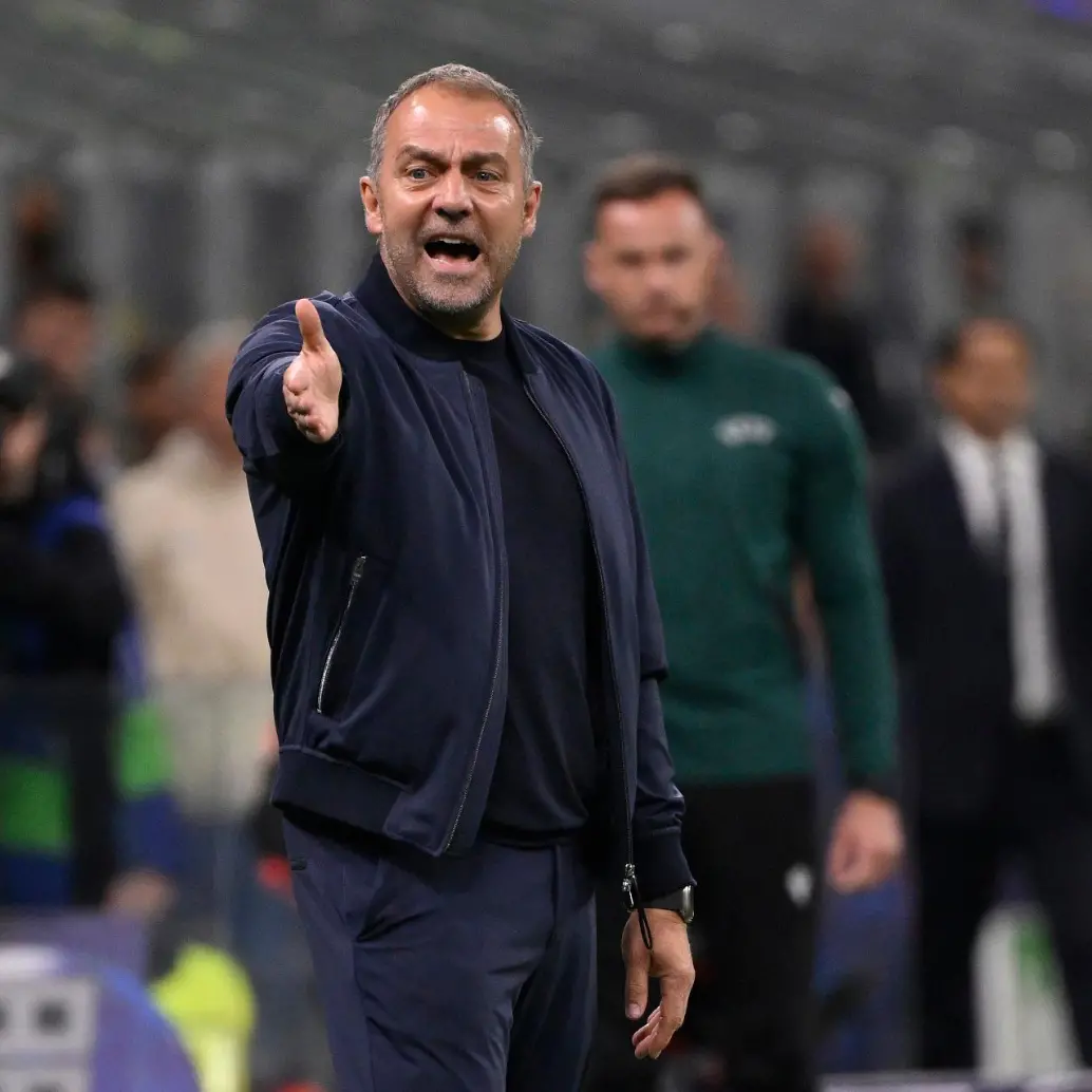 Hansi Flick llegó a Barcelona a mediados de 2024, después de un discreto paso por la selección de Alemania, y en una sola temporada consiguió tres trofeos en el ámbito local. FOTO: GETTY