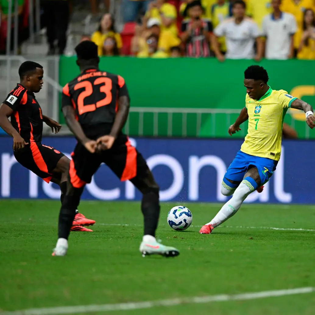 La Selección colombiana sumó su cuarta derrota en los últimos cinco partidos por la Eliminatoria. FOTO: Tomada de X @CONMEBOL